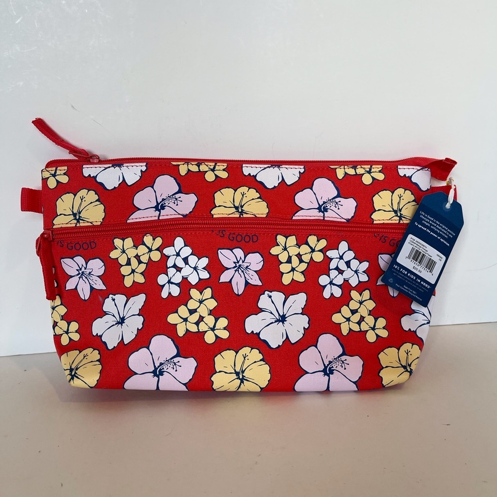 NWT Life is Good Carry All Bag